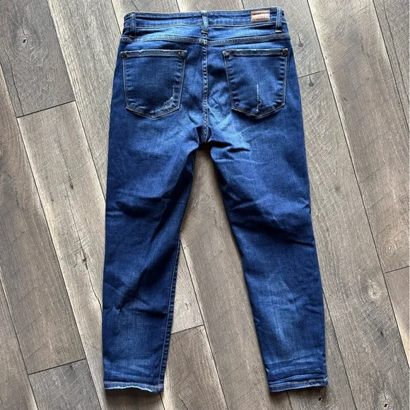 Judy Blue Relaxed Fit Jeans - Picture 7 of 10